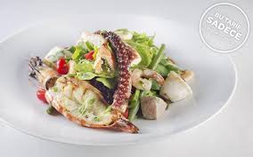 Deniz Mahsüllü Salata